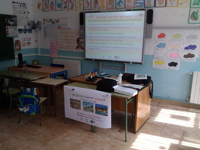 En esta ocasión el GDR se ha marchado hasta Polícar para mostrar a los alumnos de primaria la importancia del buen uso energético para un medio ambiente sostenible