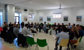Reunión del Foro de Turismo en la sede del GDR de Guadix