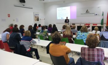 Los GDR de Guadix y la Subbética Cordobesa coordinan un encuentro entre asociaciones de mujeres de la comarca cordobesa y la Federación Sulayr en la localidad accitana