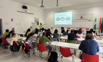 El Programa de Sensibilización y Difusión de ODS en centros escolares capacita a futuros «facilitadores/as» en el GDR de Guadix.