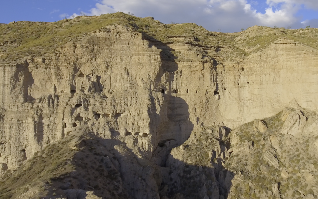 Las Cuevas de Los Algarves de Gorafe, objeto de un acuerdo de Custodia del Territorio formalizado entre su propietaria y el Ayuntamiento