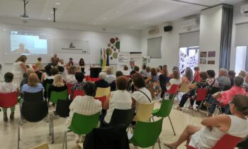 Guadix acoge la jornada “ALIADAS para la igualdad de género y la innovación social”, organizada por COAMUR con la colaboración del GDR Comarca de Guadix