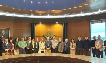 Los Grupos de Desarrollo Rural de la provincia de Granada y Caja Rural de Granada firman un convenio para reforzar el desarrollo socioeconómico del medio rural